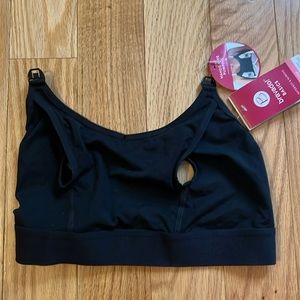 Hands free pumping bra